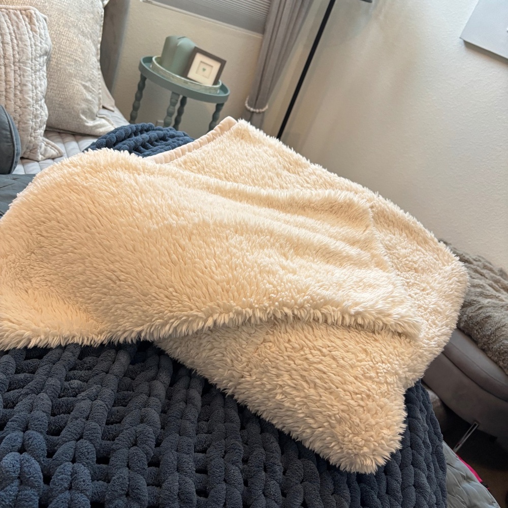 Cozy up with this  Pottery Barn Off White Oversized Sherpa 60 x 80